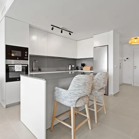 Elegant With Valley Views, Pool & Gym In Oceana Gardens Apartamento *