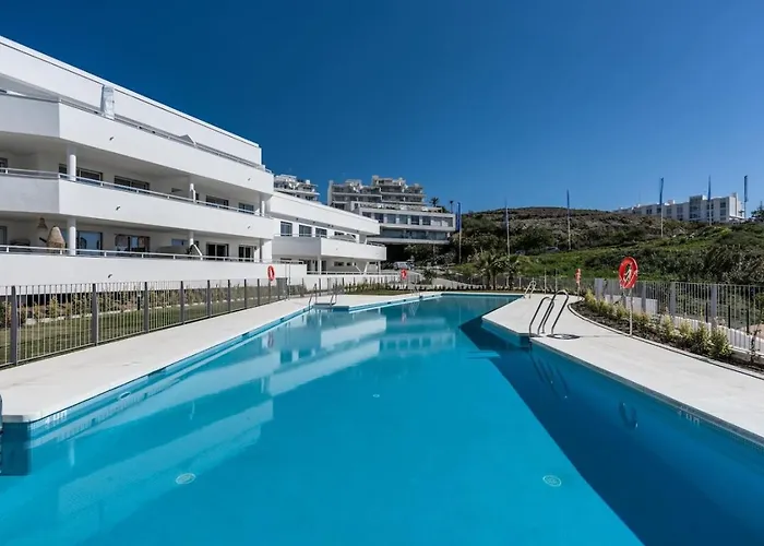 Apartamento Elegant With Valley Views, Pool & Gym In Oceana Gardens