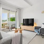 Elegant With Valley Views, Pool & Gym In Oceana Gardens * Εστεπόνα