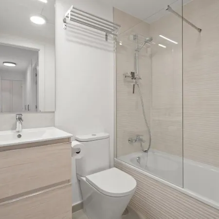 Elegant With Valley Views, Pool & Gym In Oceana Gardens Estepona