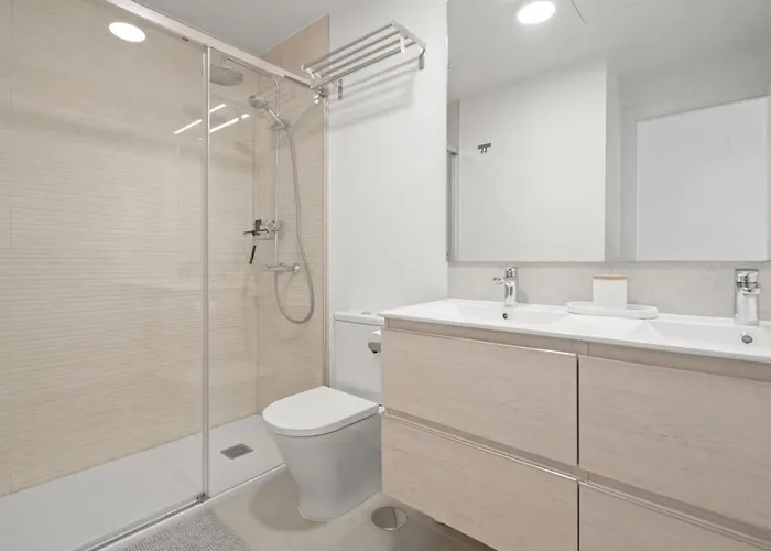 Elegant With Valley Views, Pool & Gym In Oceana Gardens Estepona