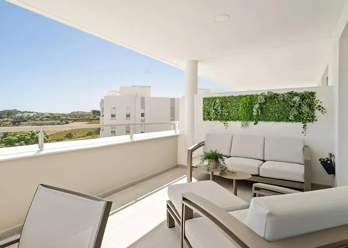 Elegant With Valley Views, Pool & Gym In Oceana Gardens Appartement *