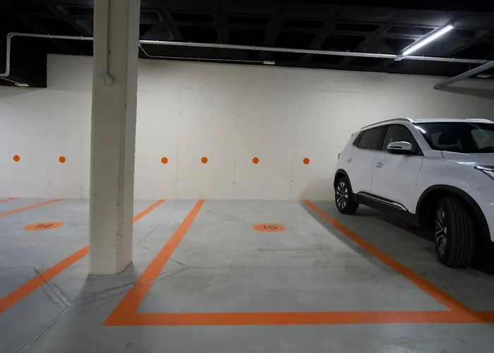 Elegant With Valley Views, Pool & Gym In Oceana Gardens