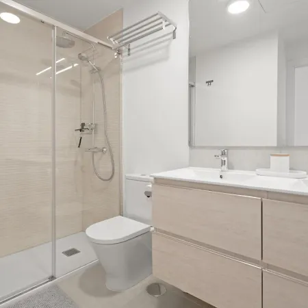 Elegant With Valley Views, Pool & Gym In Oceana Gardens Эстепона